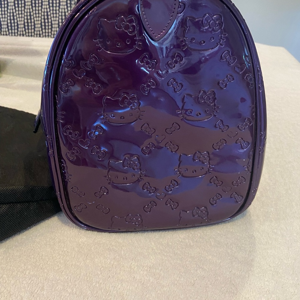 Hello Kitty Purple Shoulder Bag with Embossed Design - Picture 2 of 10